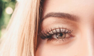 Woman with eyelash extensions