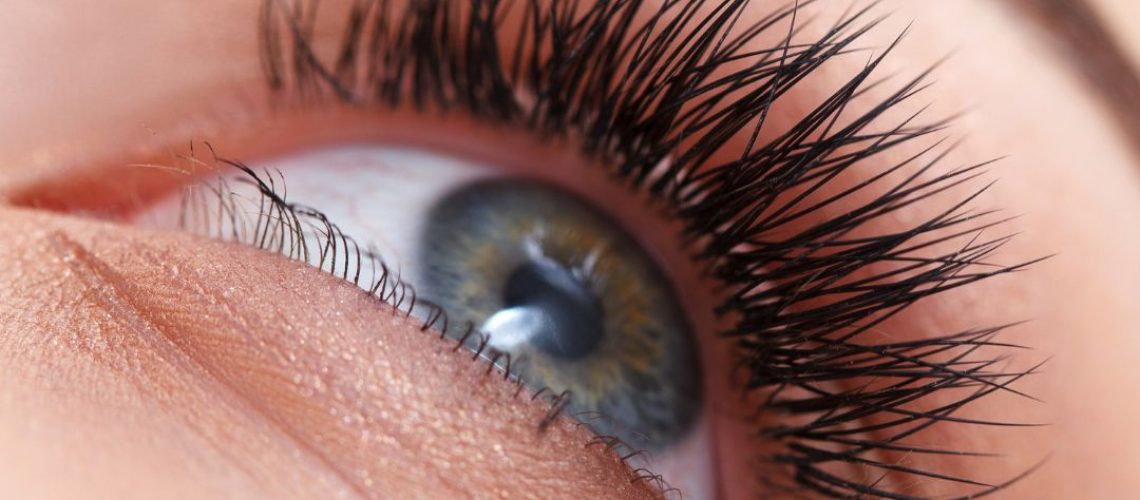 Zoomed in view of a eye with eyelash extensions